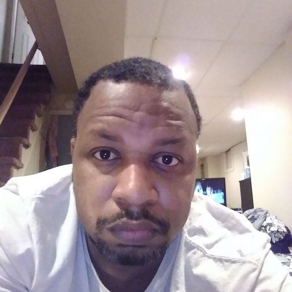 Meet your Posher, Chris - Picture 1 of 1